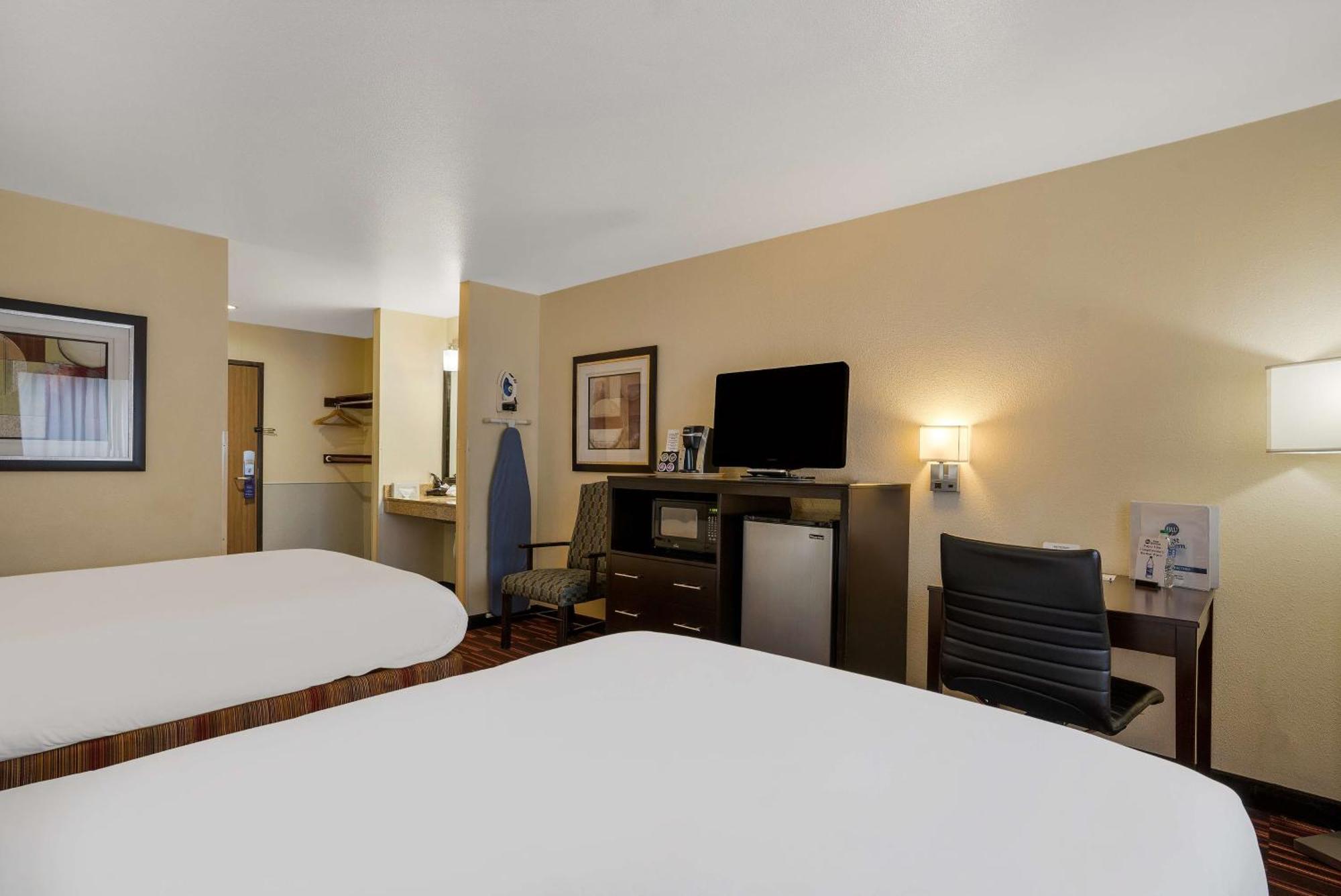 Best Western Hermiston Inn Экстерьер фото